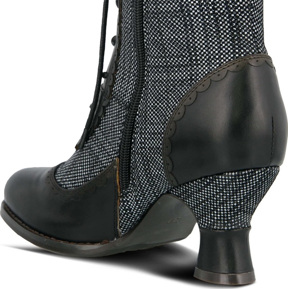 (SOLD) L'Artiste Bootie - Picture 4 of 8